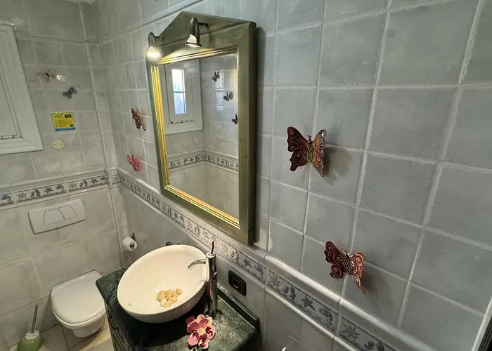 Lujo Y Relax In Adeje By Deihu Experiences Адехе